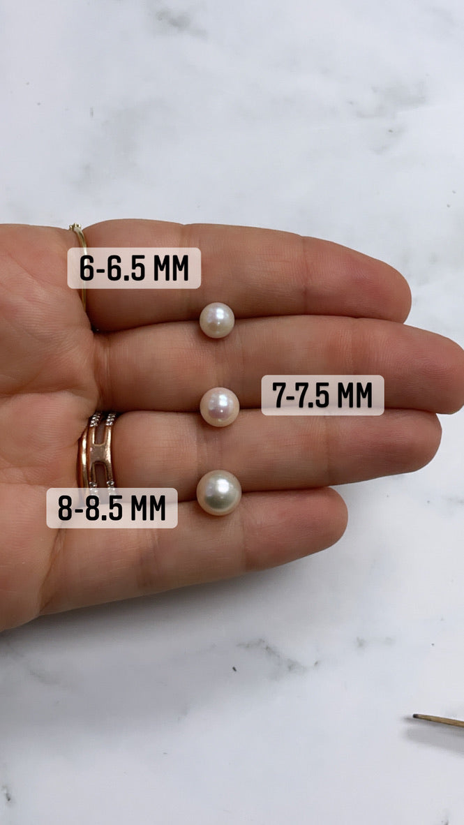 The Classic Pearl Pendant