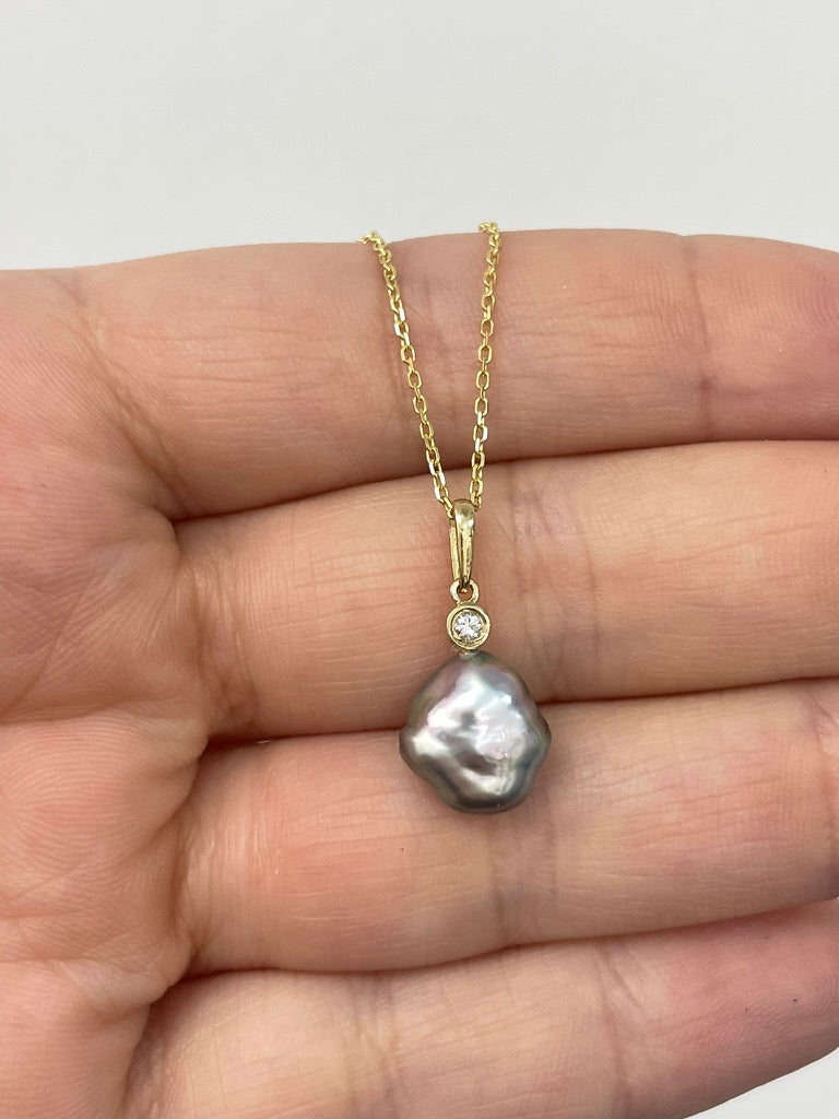 Keshi Cloud Pearl Diamond Pendant