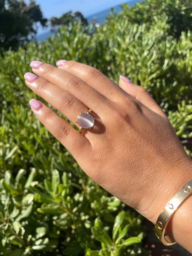 Vintage Moonstone Eye Ring