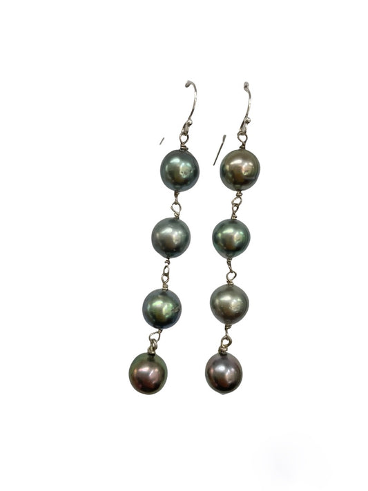 Dripping Pearl Earrings