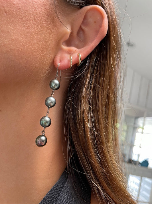 Dripping Pearl Earrings