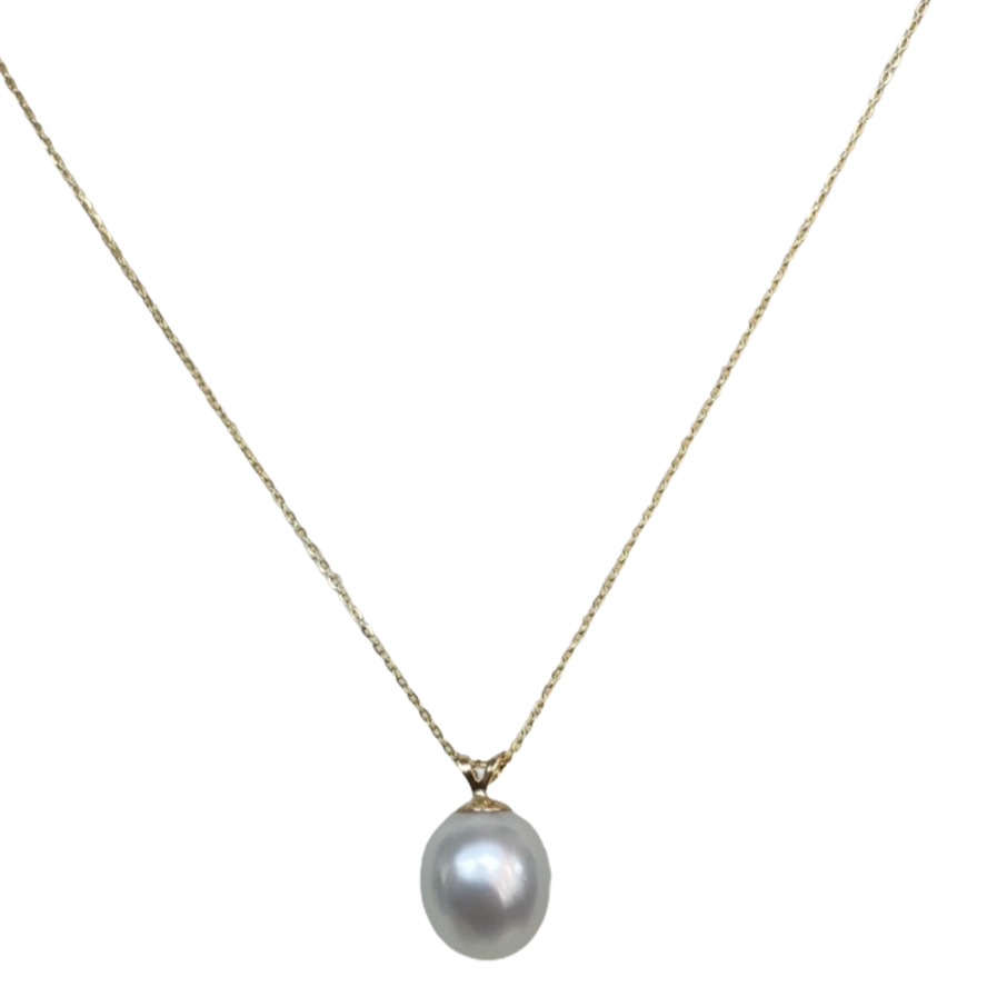 White Oval South Sea Pearl Pendant