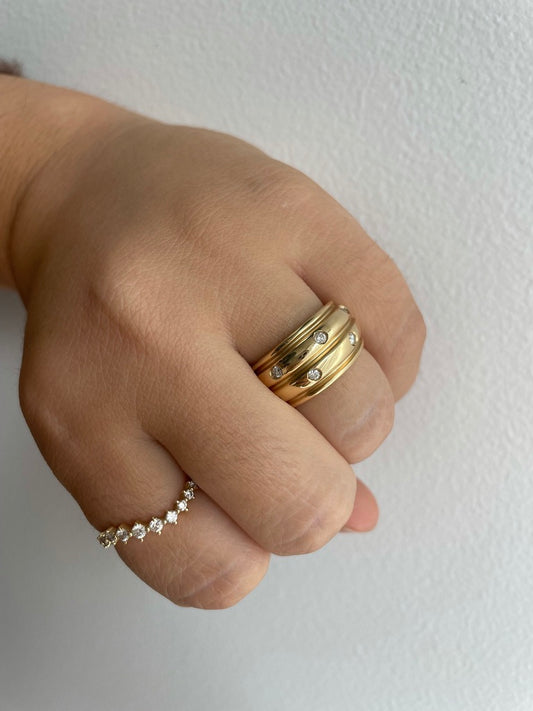 Thick 5 Diamond Gold Ring