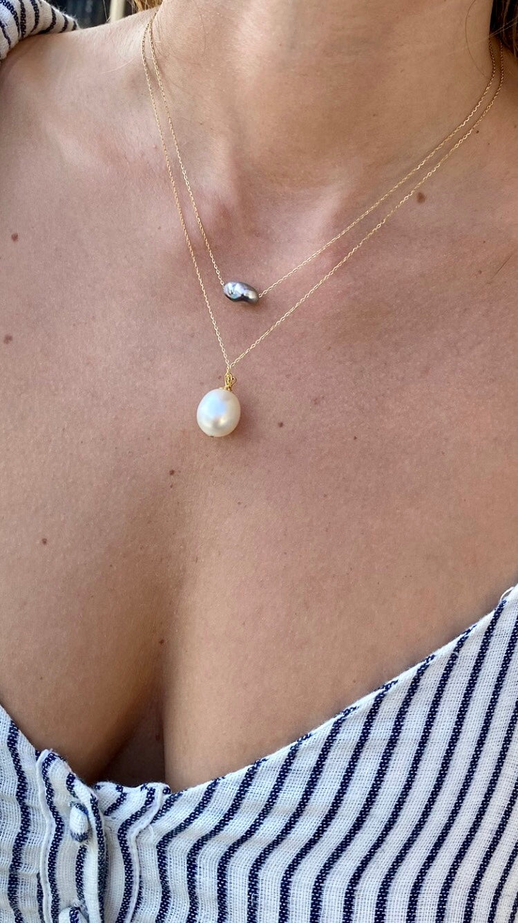 Tahitian KESHI Pearl pendant