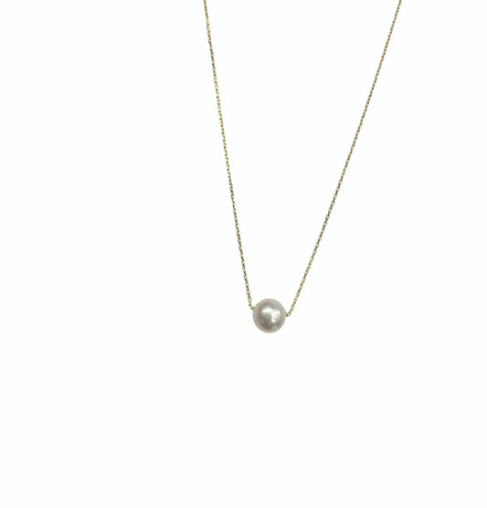 The Classic Pearl Pendant