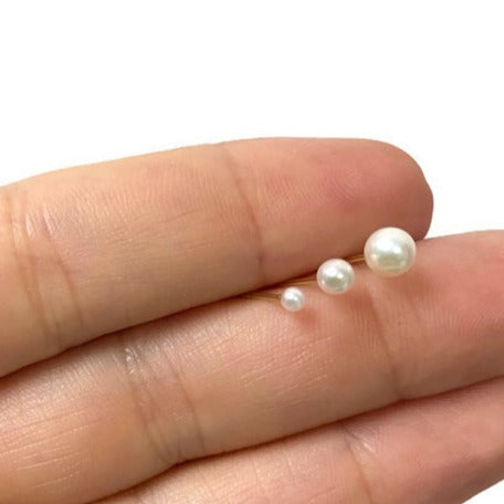 2.5mm Mini Akoya Pearl Earrings